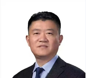 刘荷臣